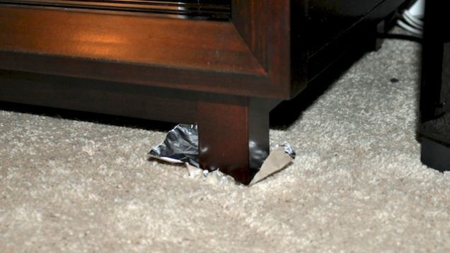 15 Απίθανοι Τρόποι για να Χρησιμοποιήσετε το Αλουμινόχαρτο σε Καθημερινά Προβλήματα του Σπιτιού!